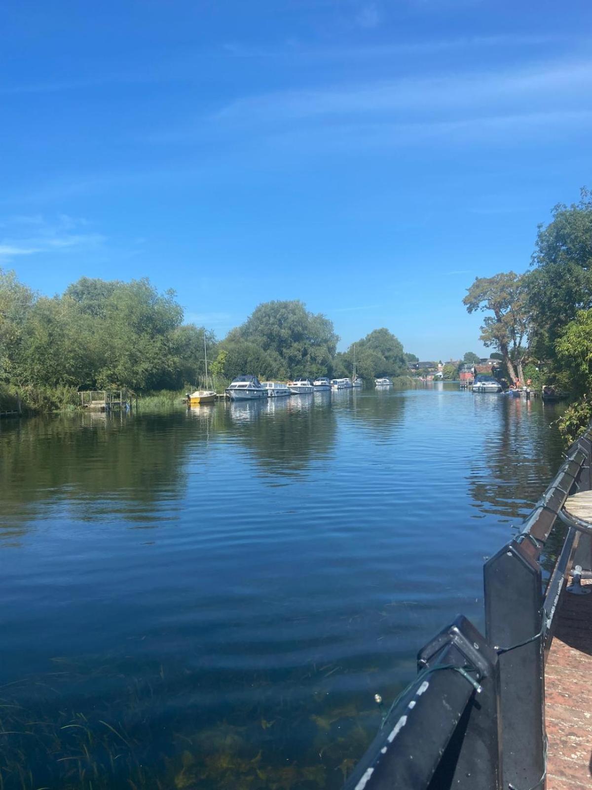 Waveney House Hotel Бекълс Екстериор снимка