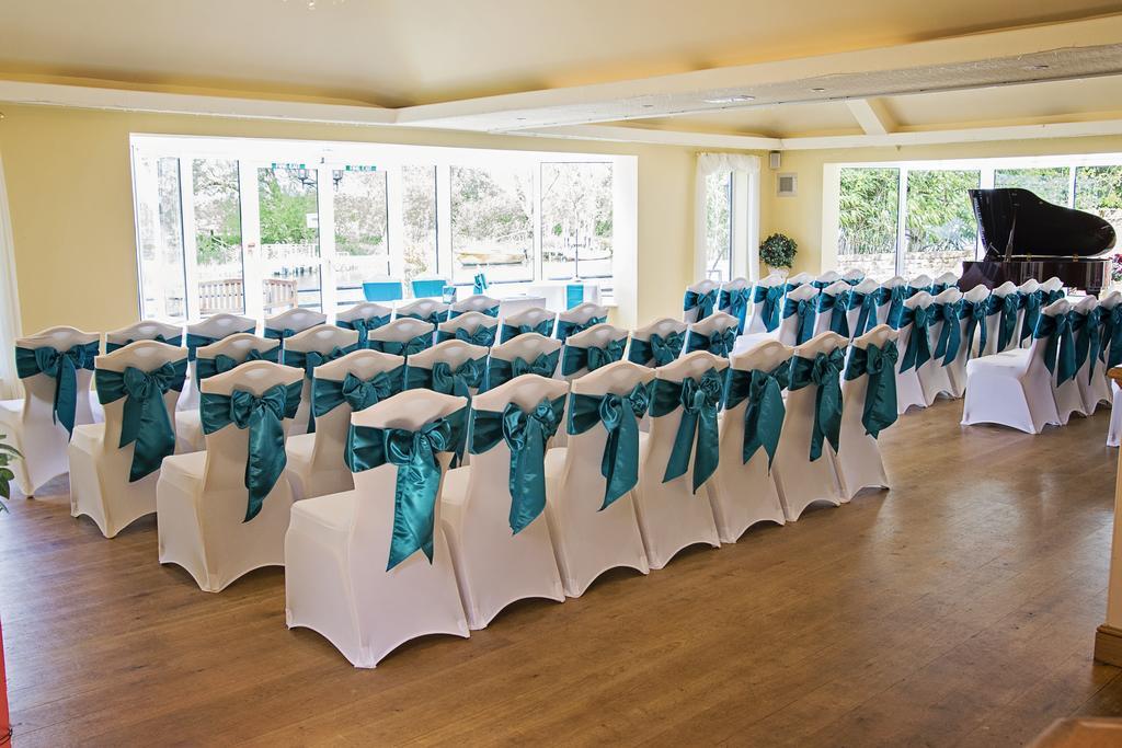 Waveney House Hotel Бекълс Екстериор снимка